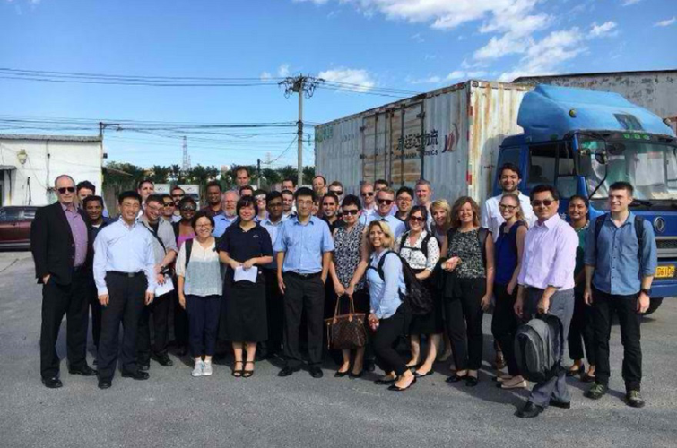 Zhonghai Huitong se comunica com nossos convidados da Rockwell Automation